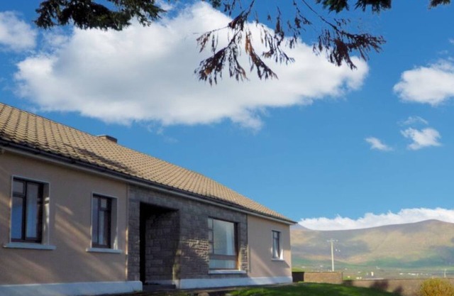 Dingle Bay View Holiday Home