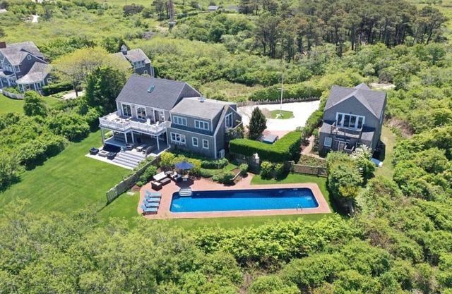 Dionis 4BR house w/2BR cottage, pool, water views, 2 acres and very private