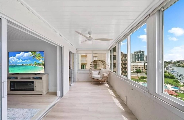 Direct Beach Access - Waterfront Luxury Bay Condo with Incredible Views 2BR 2BA