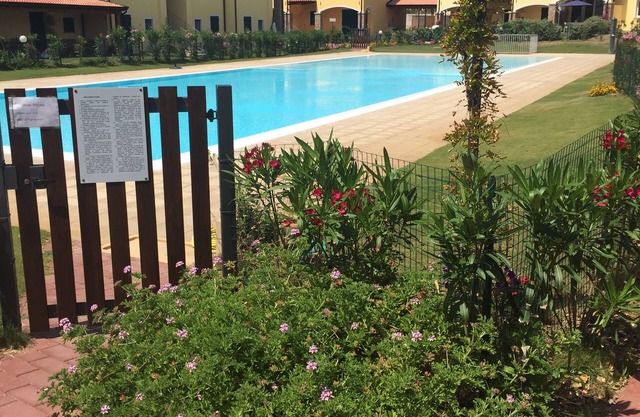 directly on the sea new apartment with garden and swimming pool