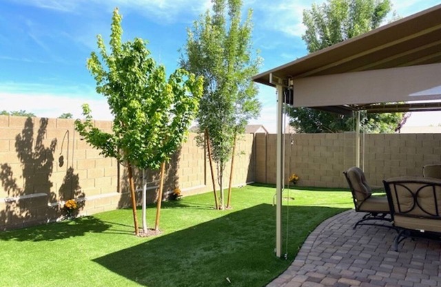 Discounted home - newer home that's beautifully furnished