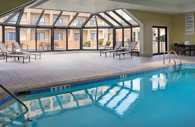 Discover Arts & Culture in a Vibrant Setting! Enjoy Indoor Pool! Pets Allowed!