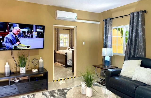 Discover your home away from home at Integrity Palms! Book now!