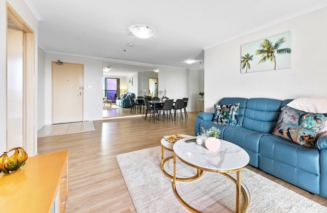 Distance View Three Bedroom Apartment Hurstville