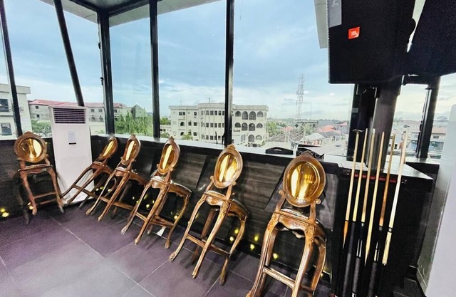 Dluxe Premium Hotel
