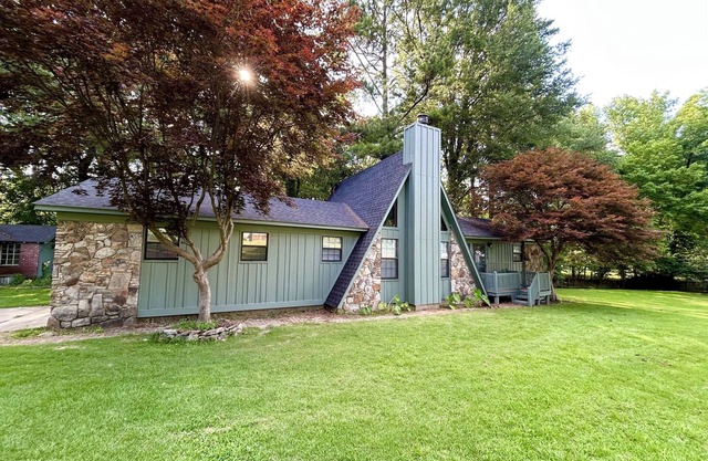 Doc's Cottage - A-Frame in Piggott, AR