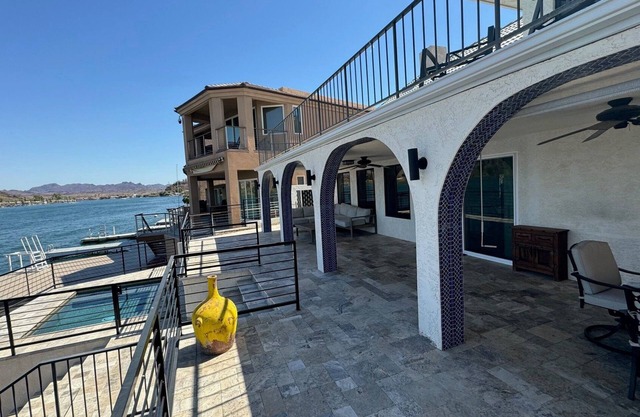 Dockside Dream on the Parker Strip