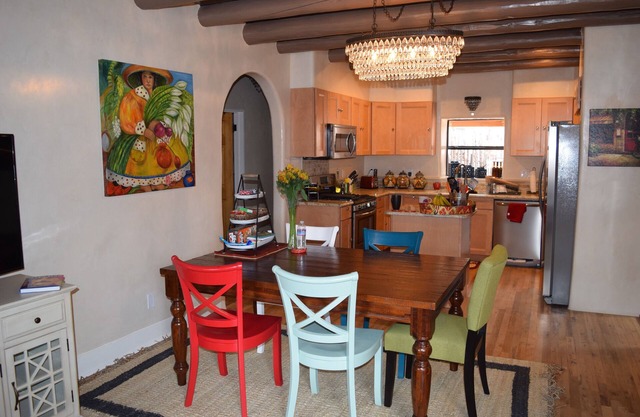 Dog Friendly House steps from the Railyard! Check VRBO #824090 for casita