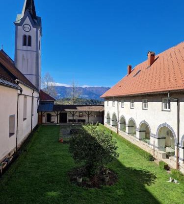 Dom Nazaret