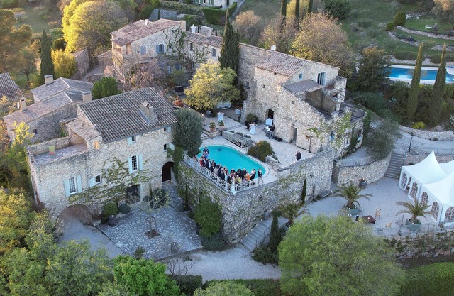 DOMAINE LE CLOS D'HULLIAS/30 people - 2 pools - WEDDINGS