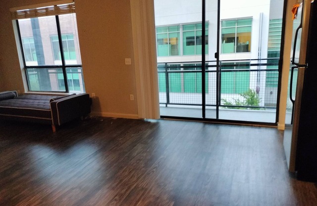 Domain Condo Long Private Balcony