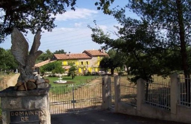 Domaine de Château -Vieux 3-room * apartment in late 17th century country house