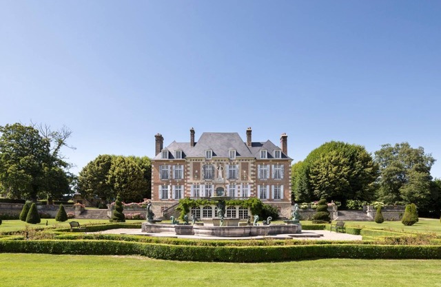 Domaine Du Pont: Entire Estate