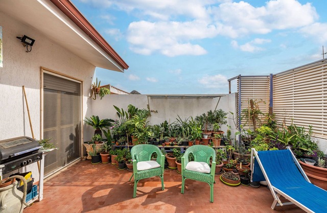 Domu de Mari with Terrace, Balcony, Wi-Fi & Air Conditioning