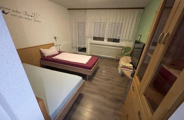 Doppelzimmer mit Balkon - Gästehaus Rössle 2