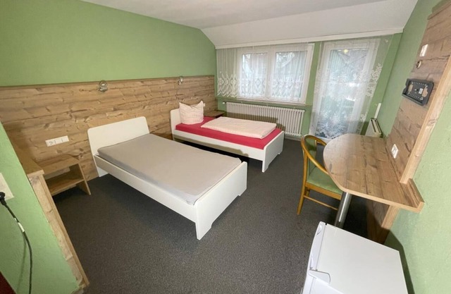 Doppelzimmer mit Balkon - Gästehaus Rössle 6
