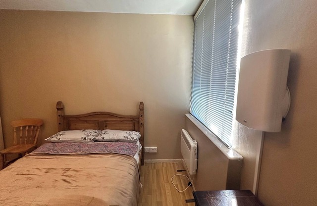 Double bedroom in Euston