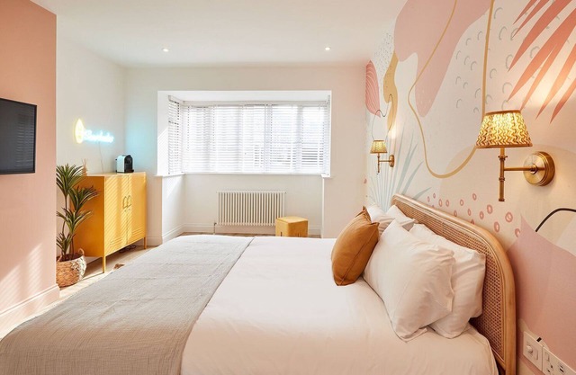 Double Cabana Room Street View