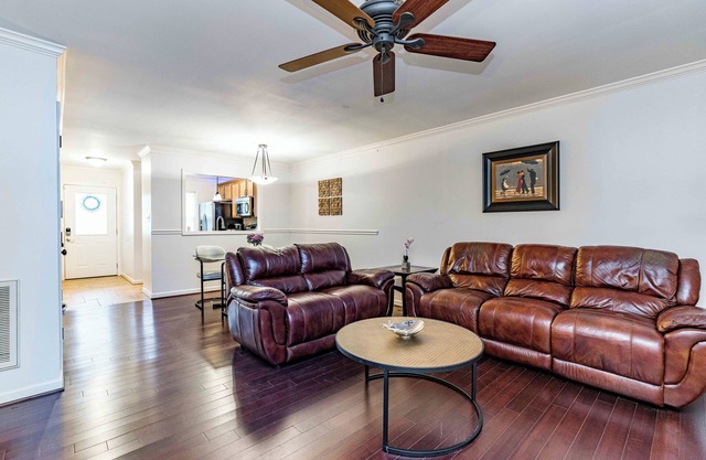 double ensuite Raleigh townhome -starts at 2.8k/month