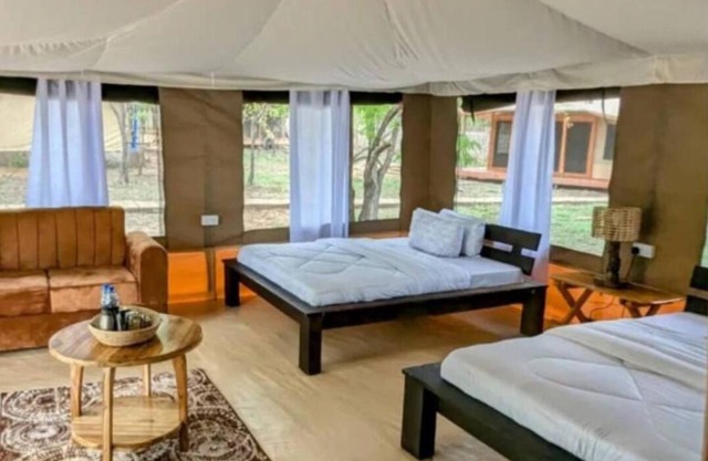 Double G safaris and Camp Mikumi - Luxury Triple Room
