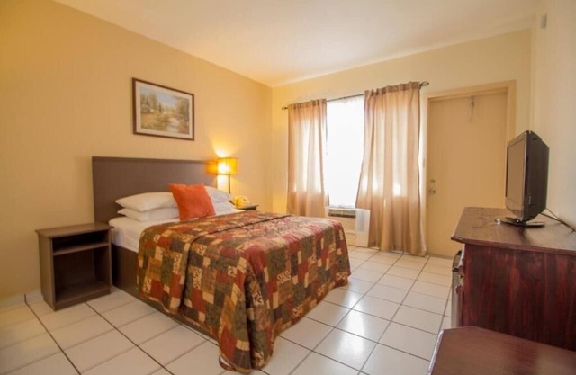 Double Room Near Curtiss Mansion MIA
