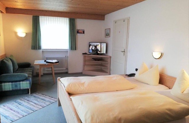 Double room no. 3 - Gästehaus Seeleiten