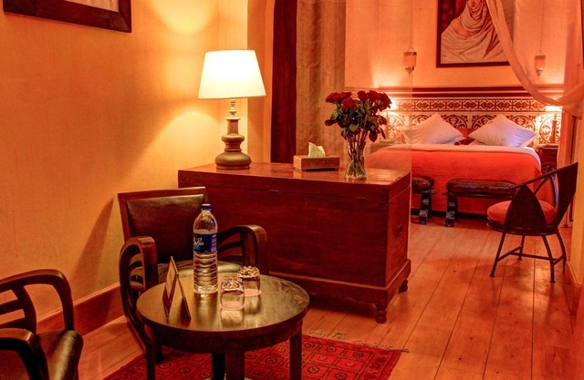 Double room-Suite-Private Bathroom-Balcony-ou terrasse