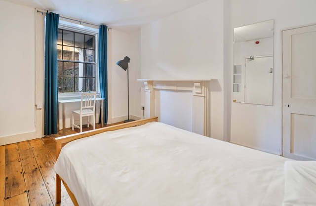 Double Room with Shared Bathroom