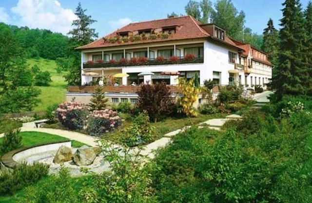 Double room with south balcony 07 - Odenwald star hotel Wiesengrund