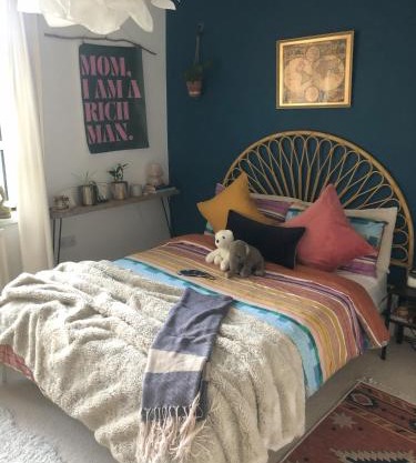 Double rooms in relaxing, plant- filled, artsy home!