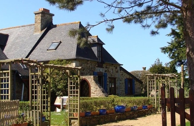 Dovecote house in Lézardrieux near Bréhat Paimpol