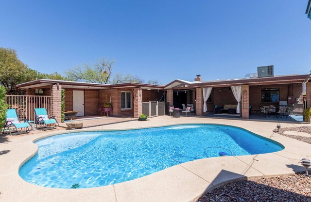 Downtown Oasis with Poolside Charm