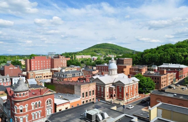 Downtown Staunton STay | Enjoy Outdoor Activities in the Shenandoah Valley