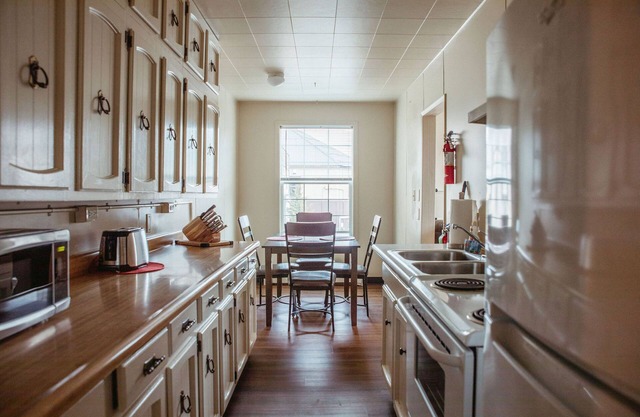 Downtown Two Bedroom, One Bathroom Rental