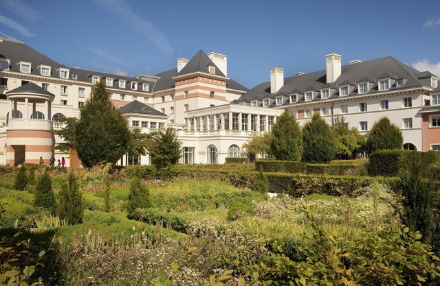 Dream Castle Hotel