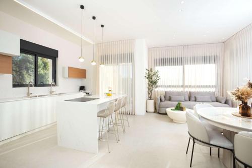 Dreamy 3BDR In Rechavia By Isrentals