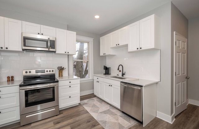 Dreamy Covington Condos Minutes to Downtown! 2 Private Units Perfect for Couples