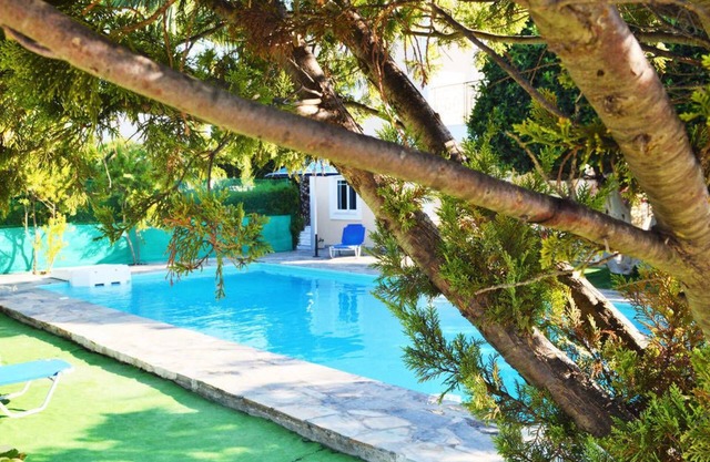Dryoussa Apartments