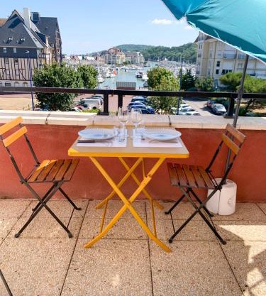 Duplex 2 pièces Port Cabourg - 2 à 4 personnes - Terrasse - Vue Port - Exclusif Book ing