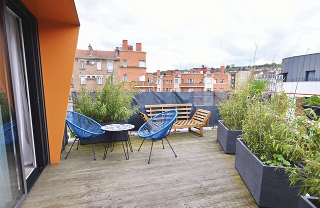 Duplex 4 bedrooms 100m2 near Paris/RER C Balcony