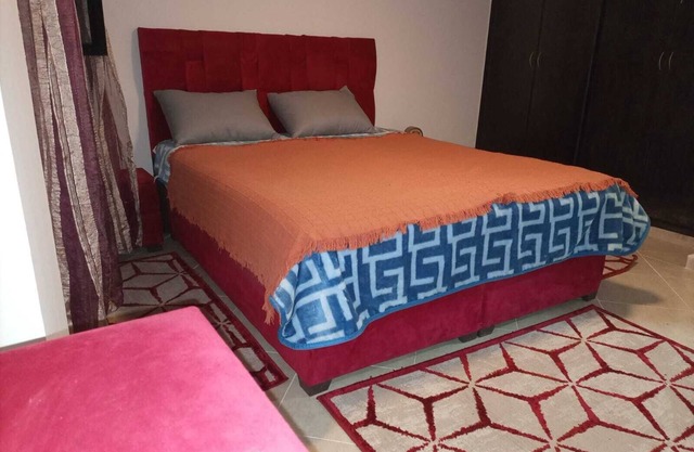 Duplex de 3 Chambres Pour un Petit Groupe D'amis ou une Famille