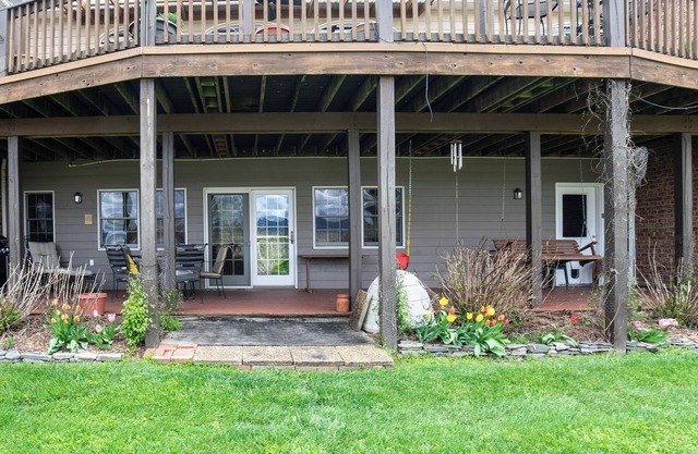 Duplex in Lexington, VA, Loranwoods