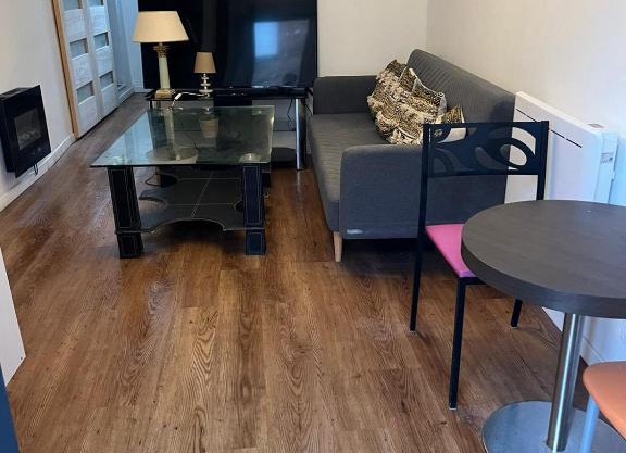 DUPLEX REFAIT NEUF à MONCHAUX SORENG