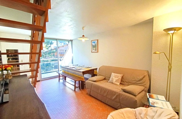 Duplex T3 for 6 - Saint-Lary-Soulan with TV, parking, ski locker