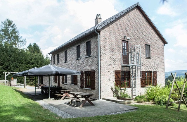 Durbuy Hillside Family Villa