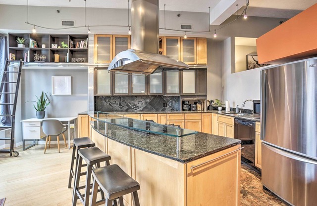 Dwtn Cleveland Condo: Walk to Stadiums & Museums
