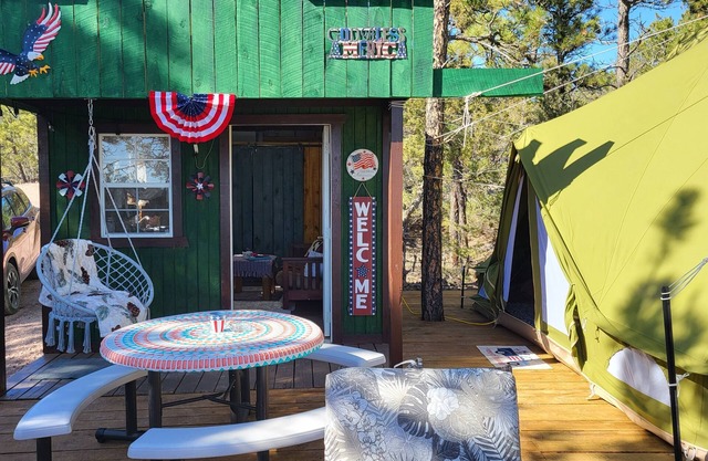 Eagle's Nest Cabin/Sibley4 Tent combo @EvansCliff hot tub canyon views