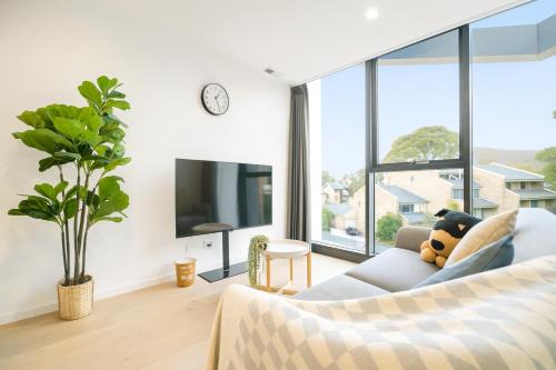 Easeful Canberra CBD 2BR Apt