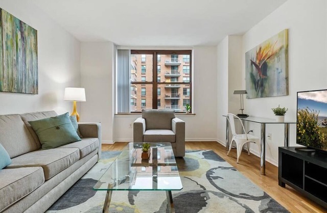 Easy Access to Manhattan | Near NYC 1BR w/PATH, Bus & Ferry