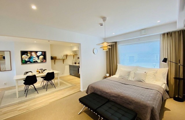 Easy Livin Apartment Hotel by Stubor